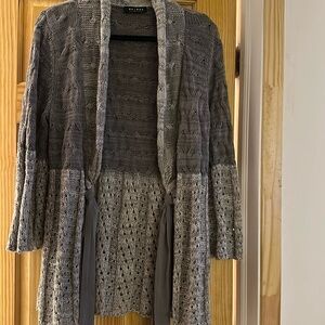 Liz Claiborne Women’s large Women’s Sweater